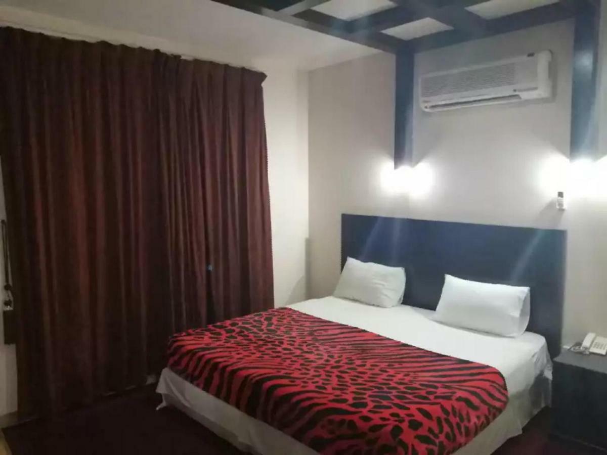 فندق العروبة Riade Exterior foto